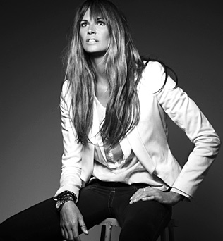 Aussie Beauty Elle Macpherson