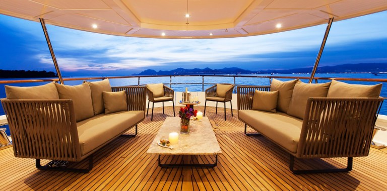 Haute-Today-Yacht-Deck-Exterior
