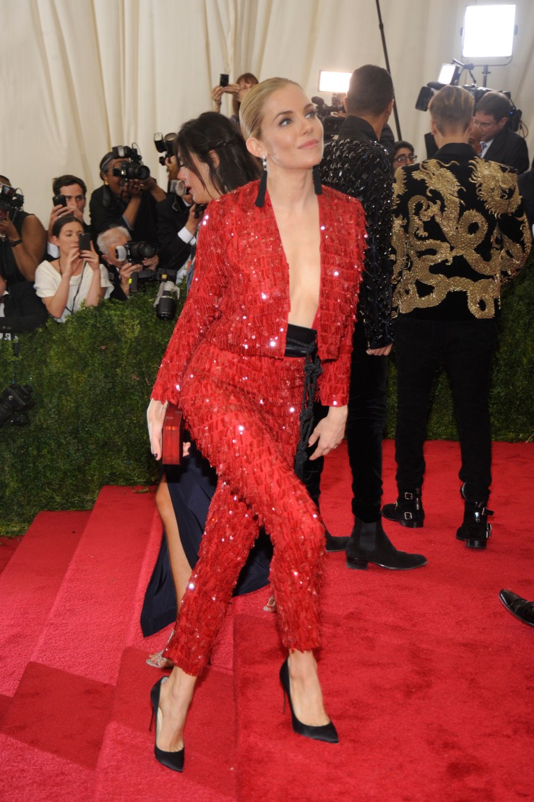 Sienna-Miller-Met-Gala-2015