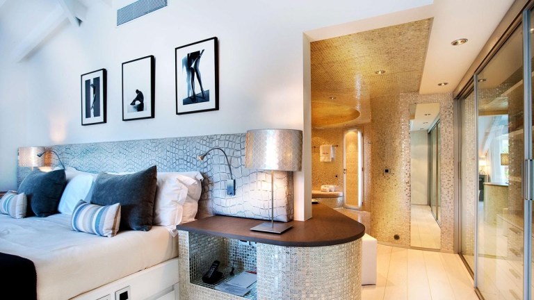 Eden-Roc-St-Barth-Villa-Rockstar-Bedroom