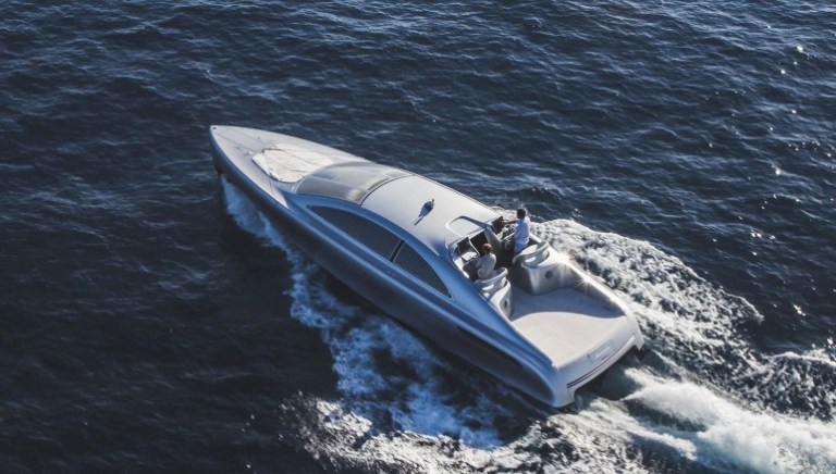 Haute-Today-Mercedes-Benz-Yacht-Granturismo-2