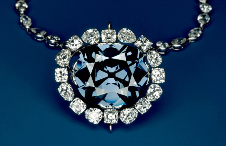 Amazing neckless featuring the world's most expensive and valuable Hope Diamond