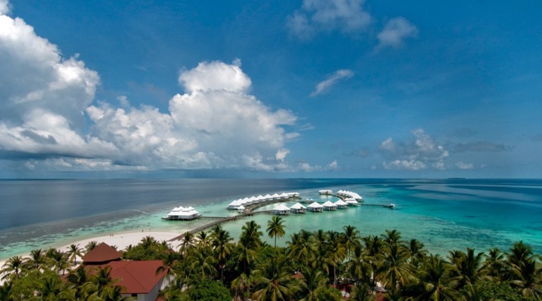 diamonds-athuruga-maldives-3