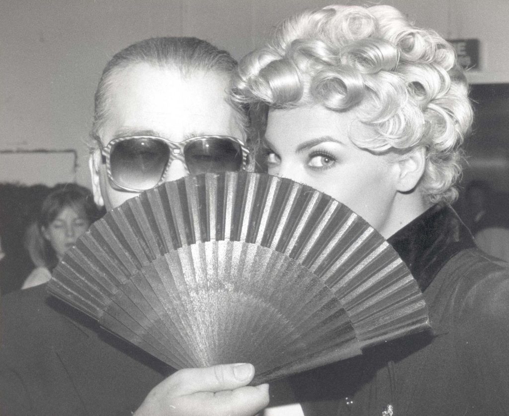 Karl Lagerfeld with linda evangelista