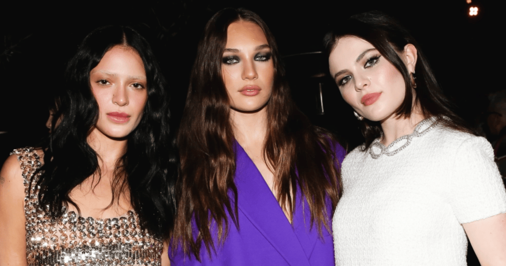 Luna Blaise, Maddie Ziegler, Chiara Aurelia