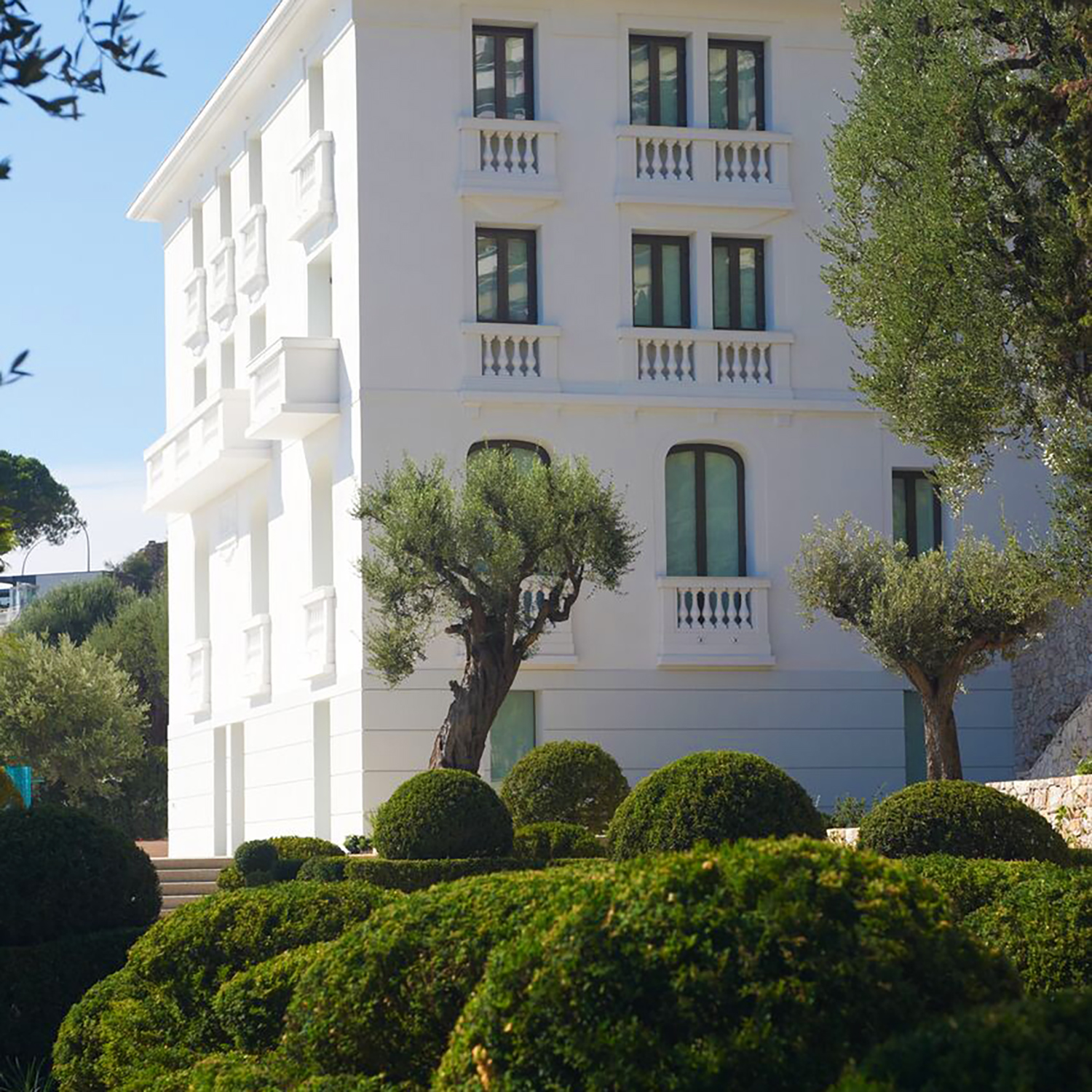 Haute-Today-Villa-Paloma
