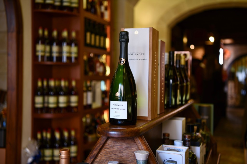 salon gcm excluisve champagne bottles