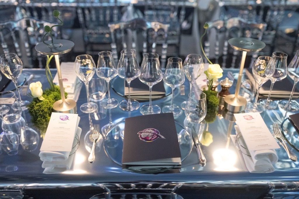 Rose Ball Monaco gala dinner table setup