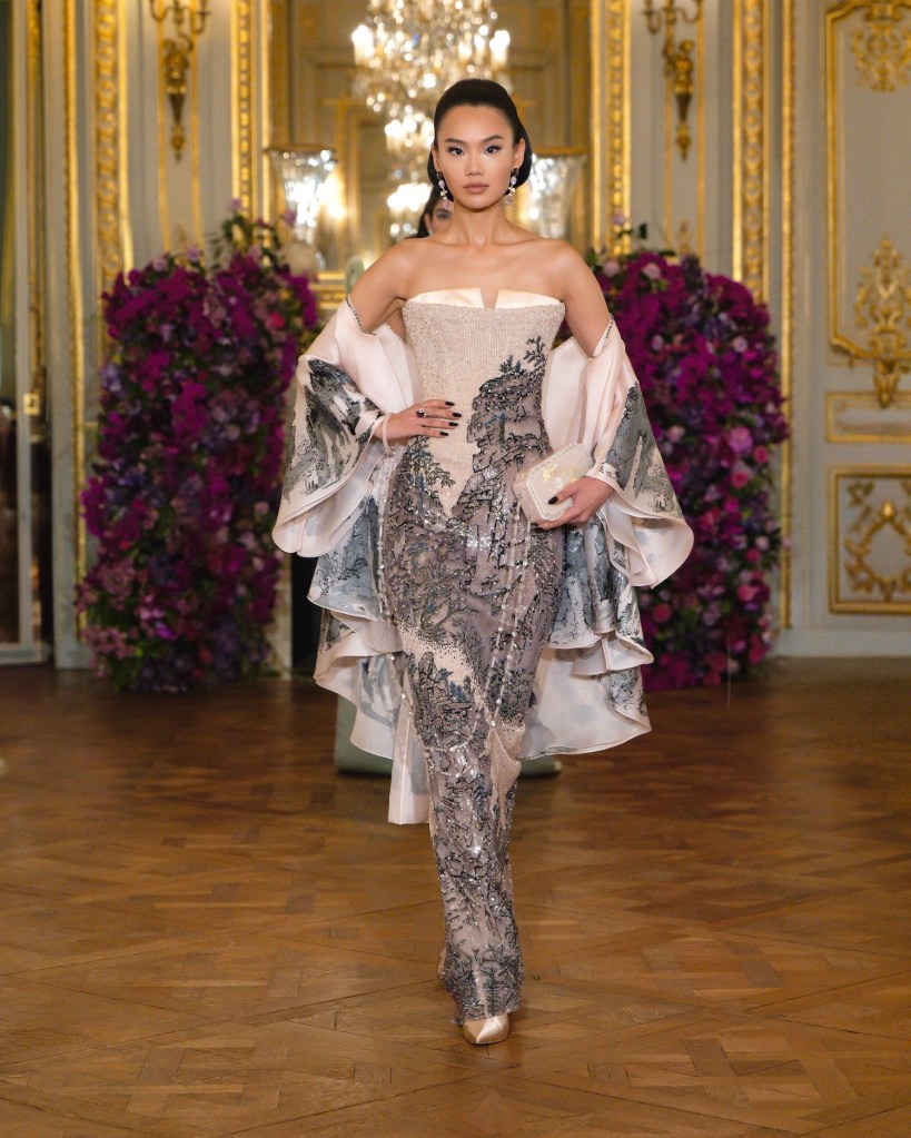Miss Sohee haute couture fashion show in paris