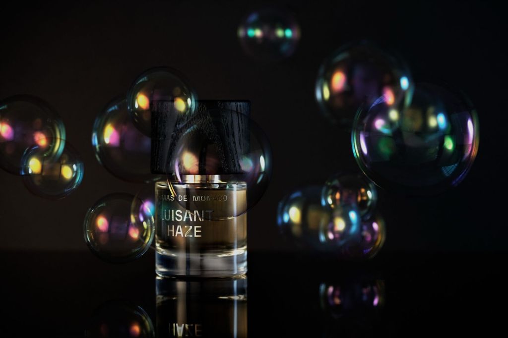 thomas de monaco luisant haze bottle with bubbles