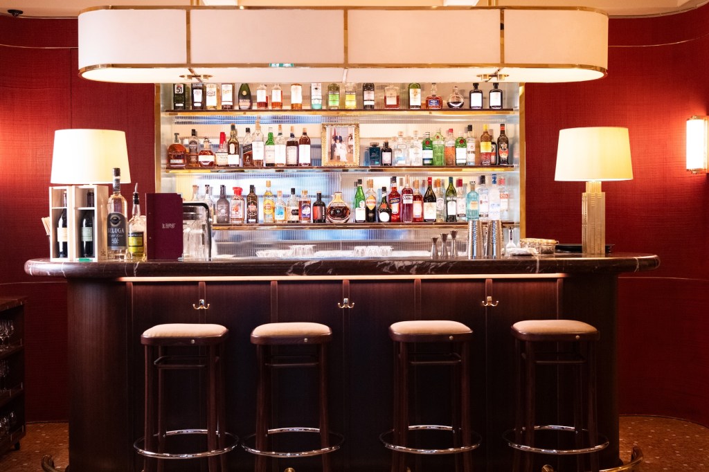 Le Fernet cocktail bar