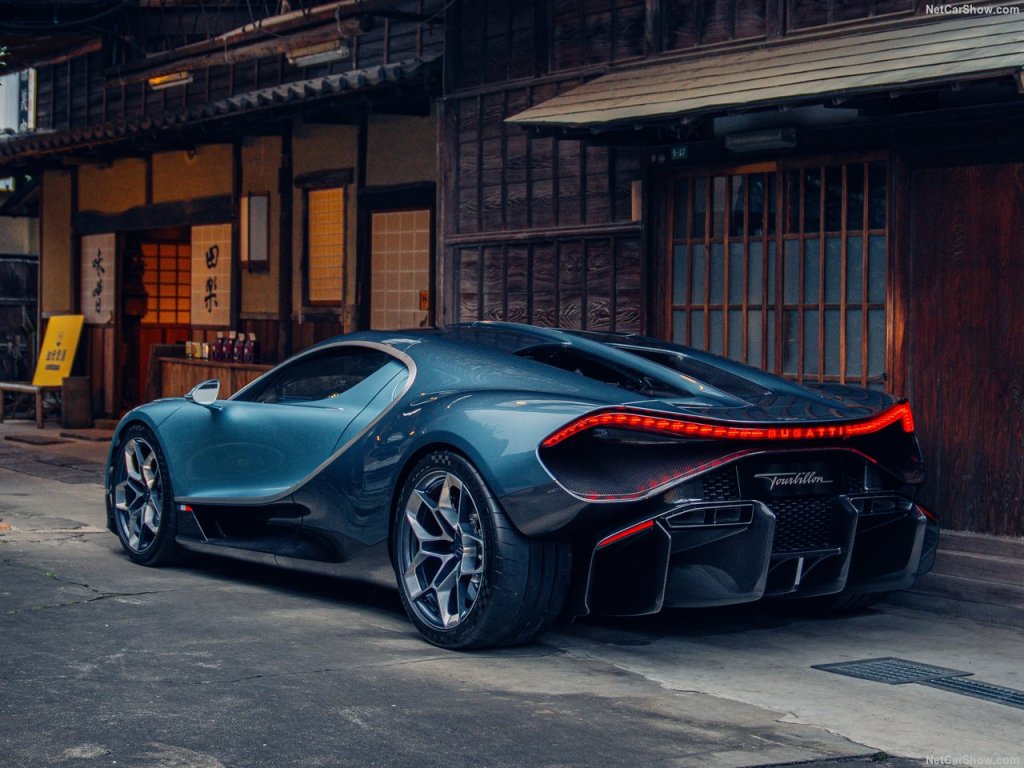 Bugatti Tourbillon Supercar in China