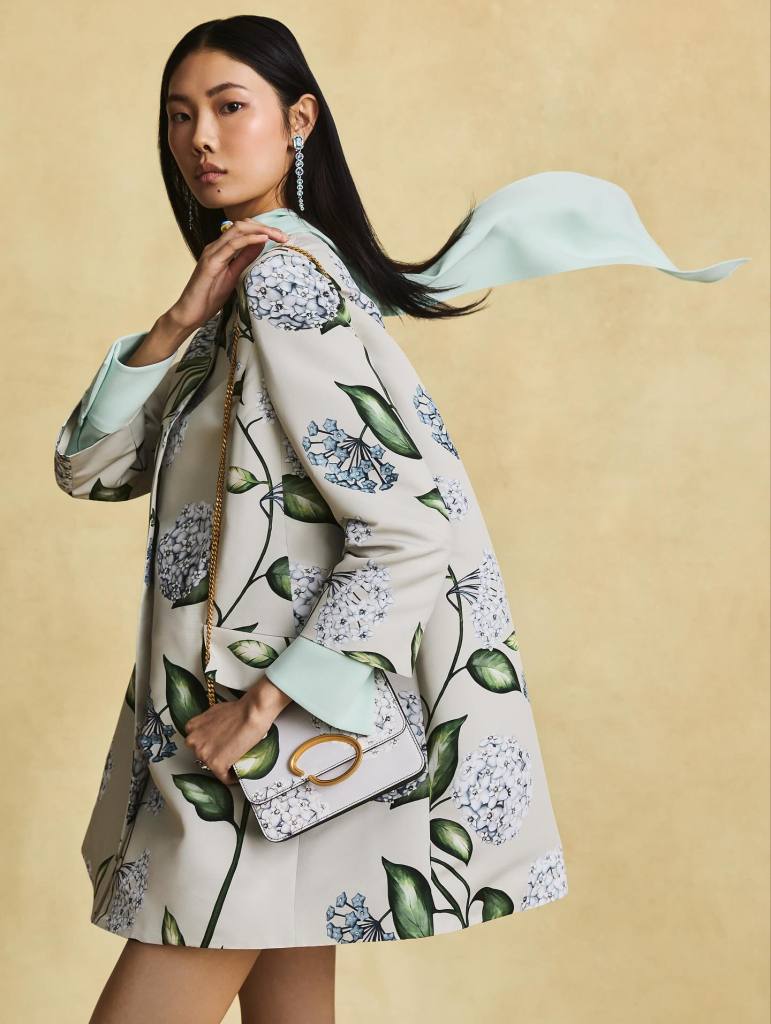 Oscar de la Renta stunning coat in light grey colour with floral and leaf illustration