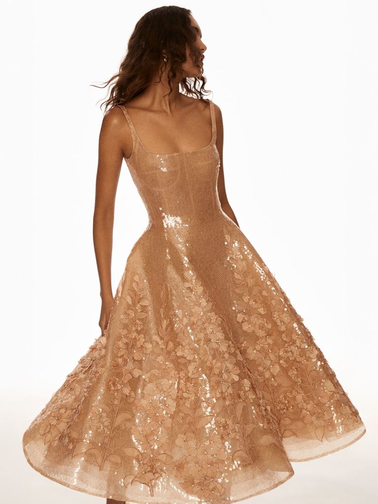 Oscar de la Renta stunning beige shiny dress