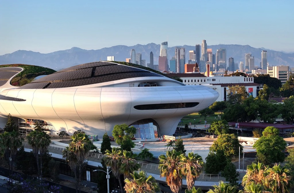 Lucas Museum futuristic architecture design